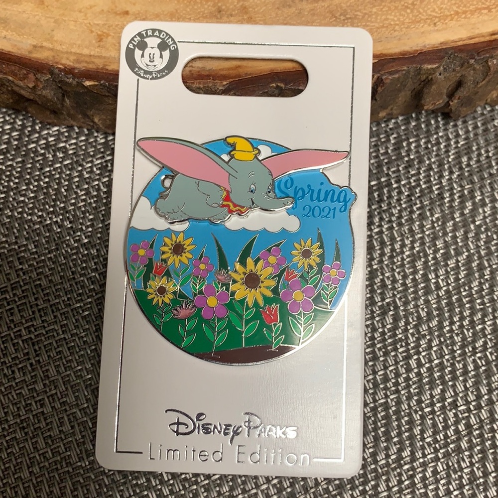Disney Dumbo Spring 2021 Limited Edition Pin 3D